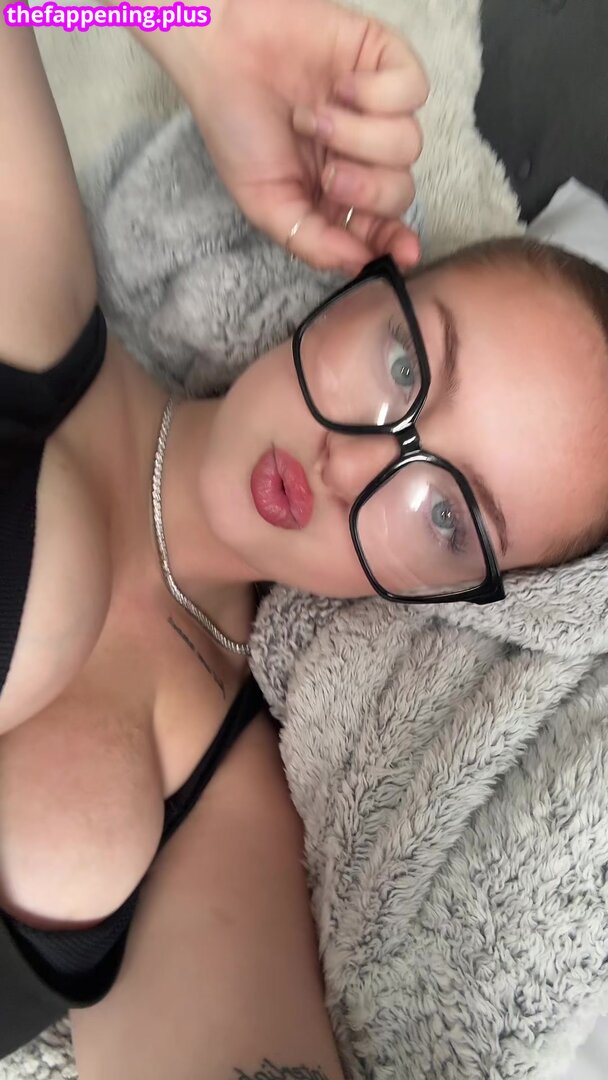Ttayallyles nudes/ leaked private photo uncensored HD quality