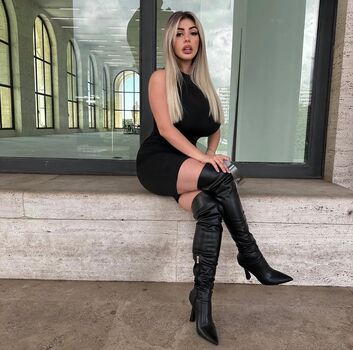 Valentina di rocco  page leaked private photo uncensored HD quality