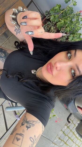 Veraddicts leaked private photo uncensored HD quality