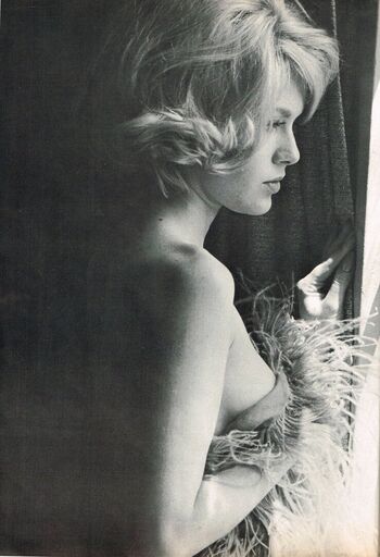 Vintage starlets page leaked private photo uncensored HD quality