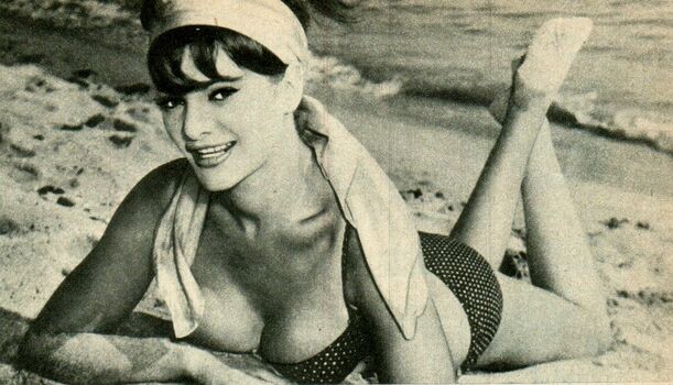 Vintage starlets page leaked private photo uncensored HD quality