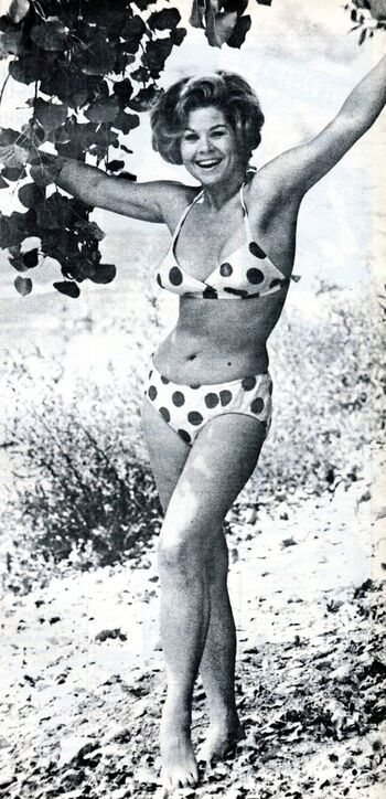 Vintage starlets page leaked private photo uncensored HD quality