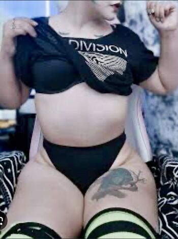 Watchgirlsplay leaked private photo uncensored HD quality