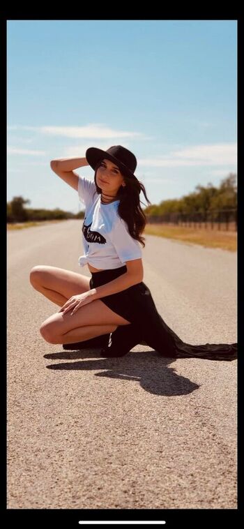 Full leaked Camoprincess/ private onlyfans photo