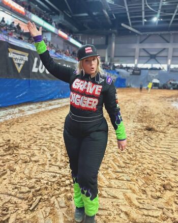 Women motorsports page leaked private photo uncensored HD quality