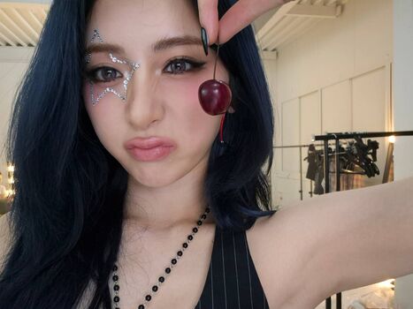 Womenk pop page leaked private photo uncensored HD quality