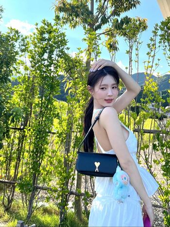 Womenk pop page leaked private photo uncensored HD quality