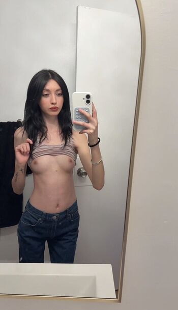 Xenadreamx page leaked private photo uncensored HD quality