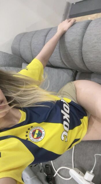 Yarencey leaked private photo uncensored HD quality