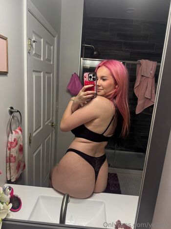 Yellz  page leaked private photo uncensored HD quality