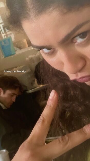 Zendaya page leaked private photo uncensored HD quality